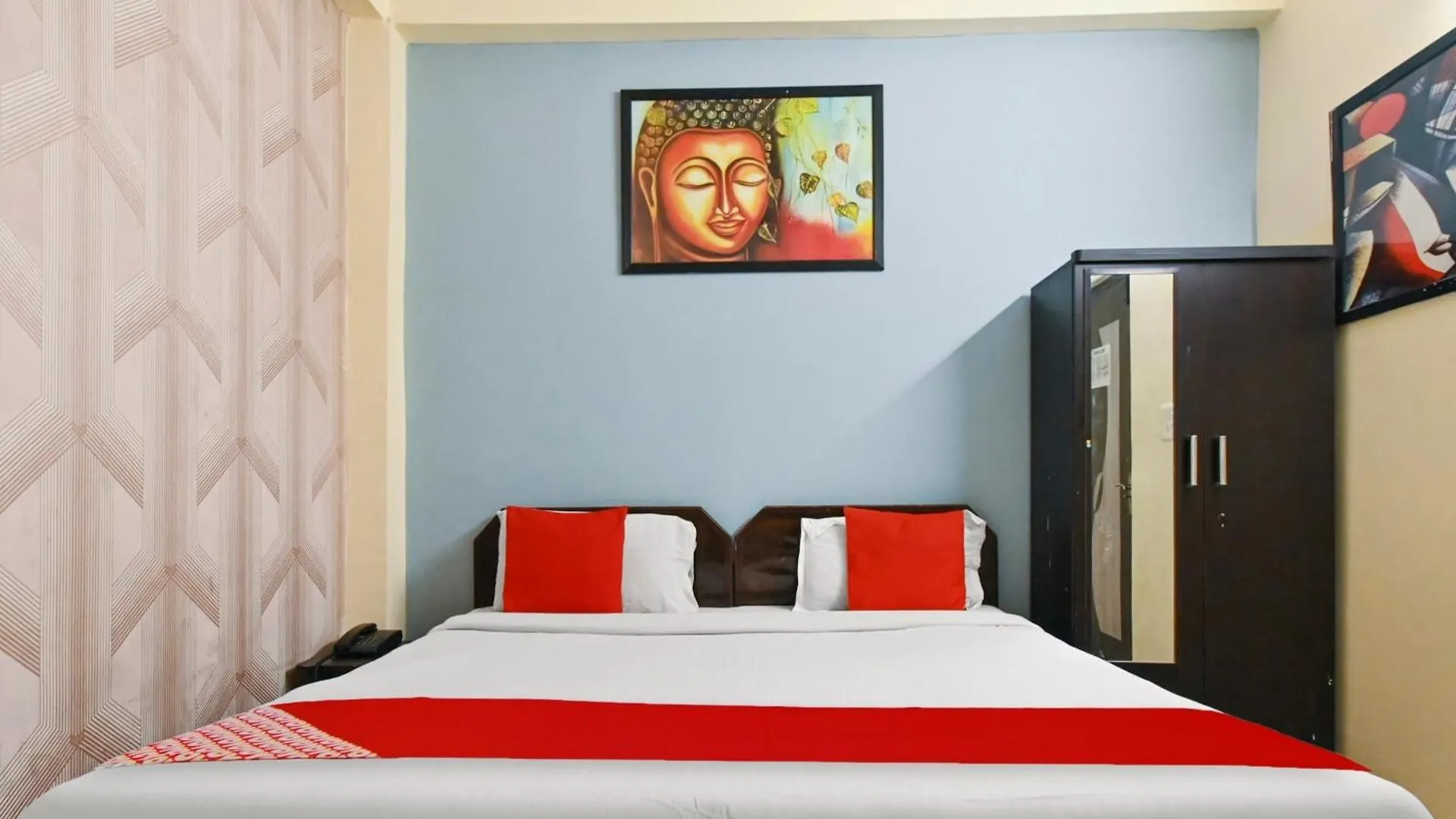 Hotel O Diamond Deluxe New Delhi