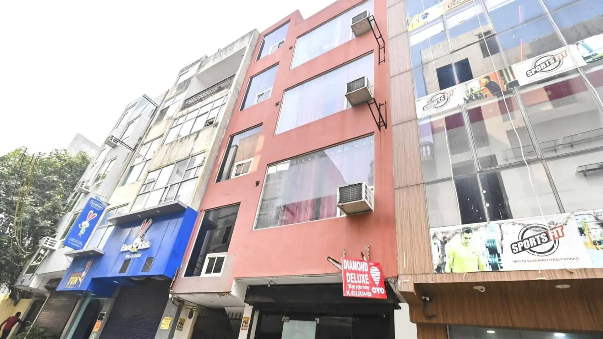 Hotel O Diamond Deluxe Νέο Δελχί