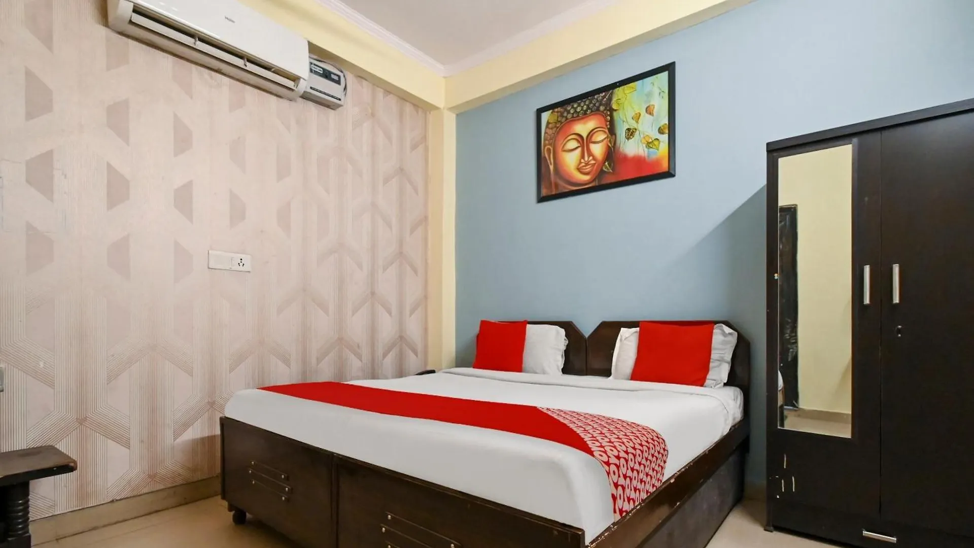 Hotel O Diamond Deluxe Νέο Δελχί
